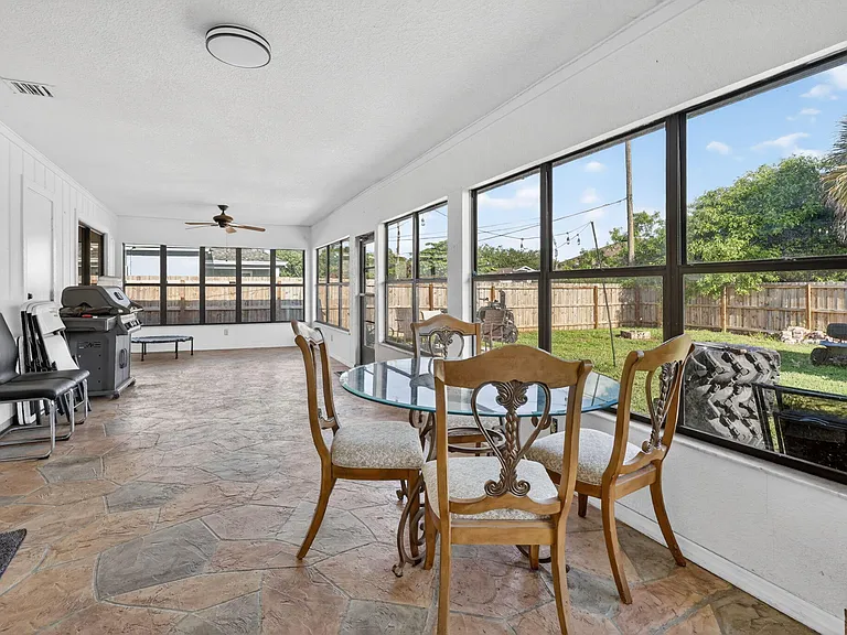 481 SW Aster Rd — Photo 39