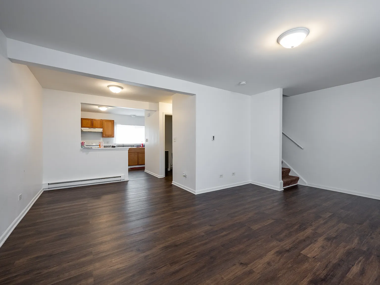 3 bed, 1.5 bath, 1000 sqft, $2,000 — Photo 4