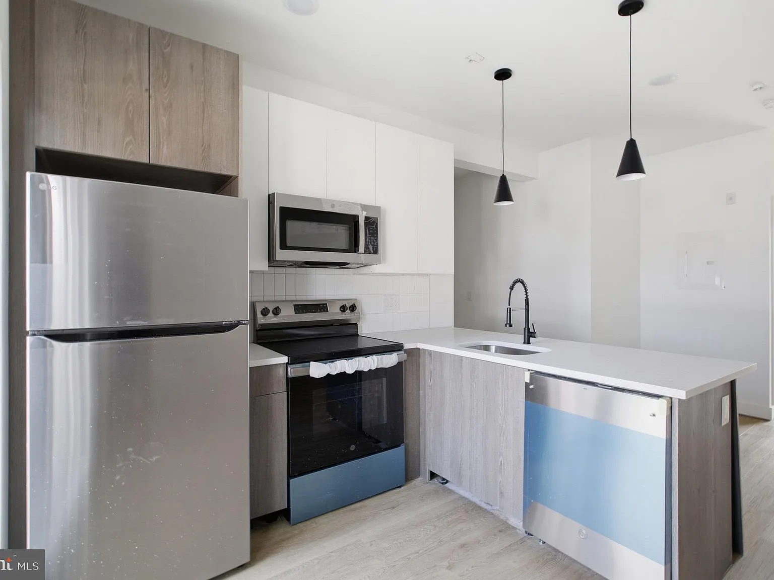 1 bed, $1,250 — Photo 4