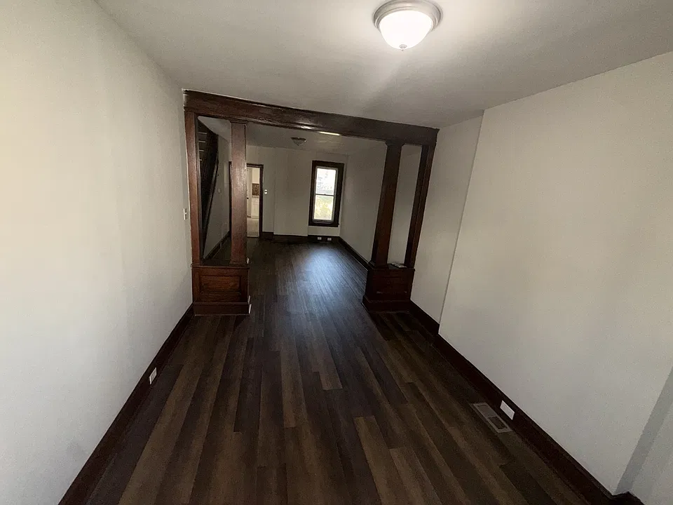 125 Kent St