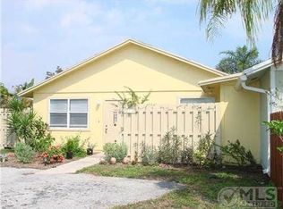 8716 Uranus Ter, West Palm Beach, FL 33403