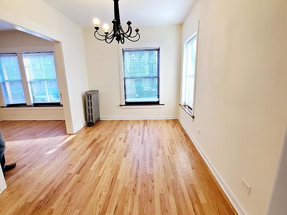 4th image of 1200 W Farwell Ave #1