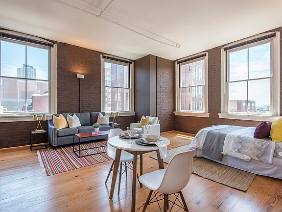 5th image of 1200 Walnut St #305
