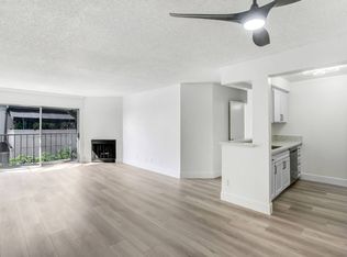 8300 De Longpre, West Hollywood, CA 90069