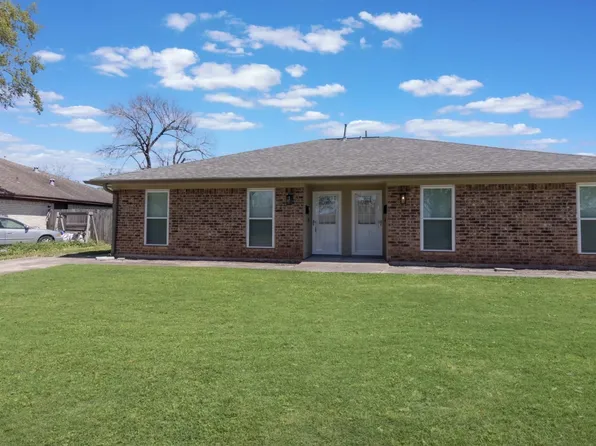 1007 Cedar St, Deer Park, TX 77536