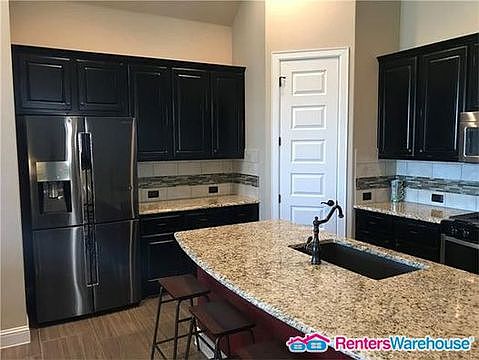 4th image of 7009 Leonardo Dr