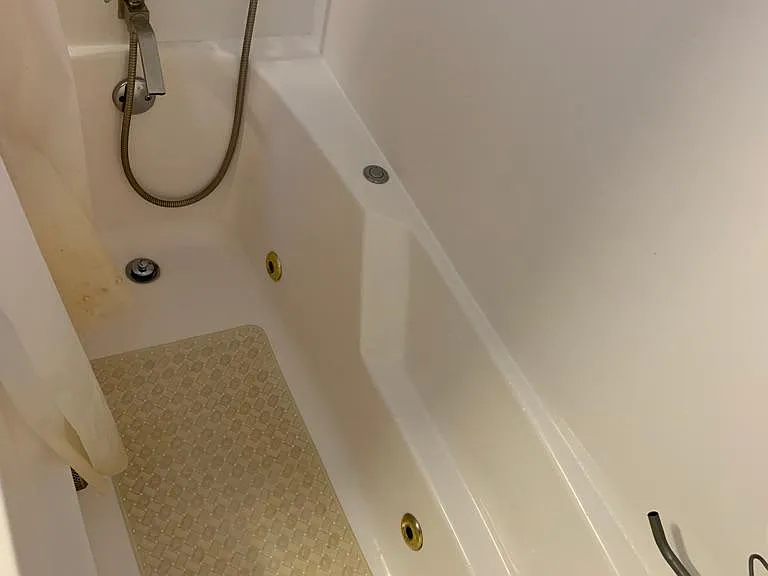 1726 Spruce Dr — Photo 8
