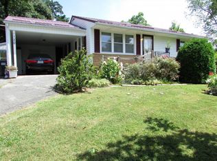 120 Hartley Rd, Elizabethton, TN 37643