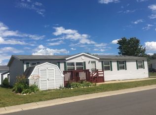 13475 Honolulu Ct, Hartland, MI 48353