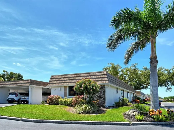 2308 Waterbluff Pl #V-304, Sarasota, FL 34231