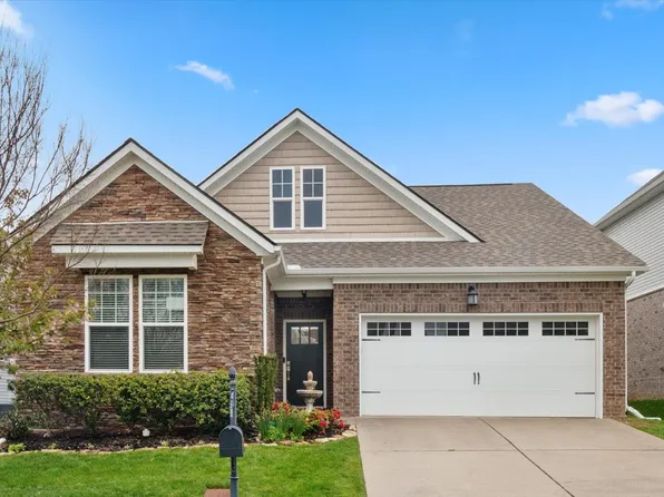 1993 Stonewater Dr, Hermitage, TN 37076