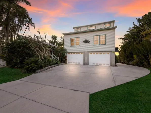 115 Burns Rd, Terra Ceia, FL 34250