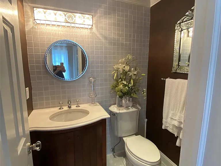 1011 Madeira Blvd — Photo 12