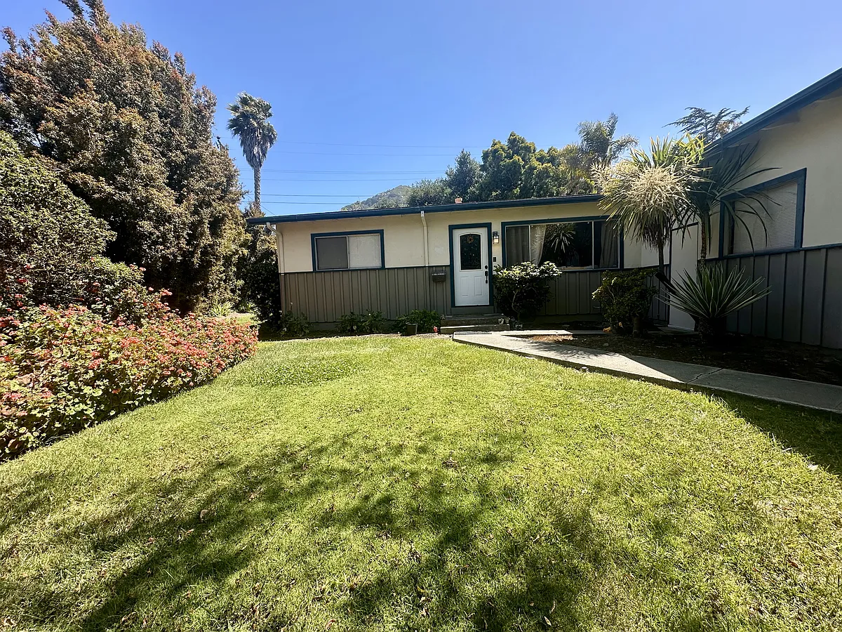 Building Photo - 235 Catalina Dr
