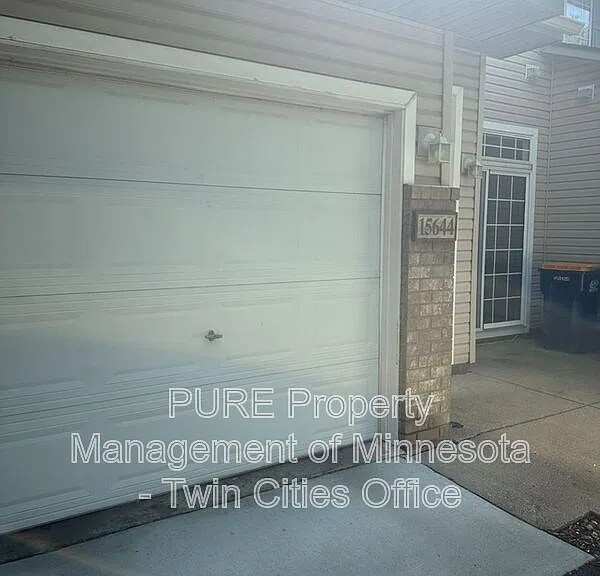 15644 Garrett Dr — Photo 1