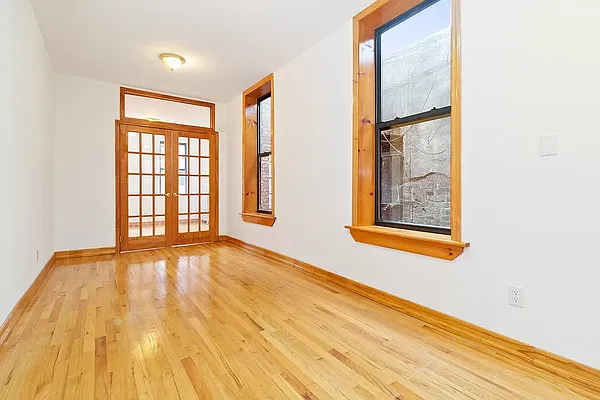 Rented by REAL New York | media 5