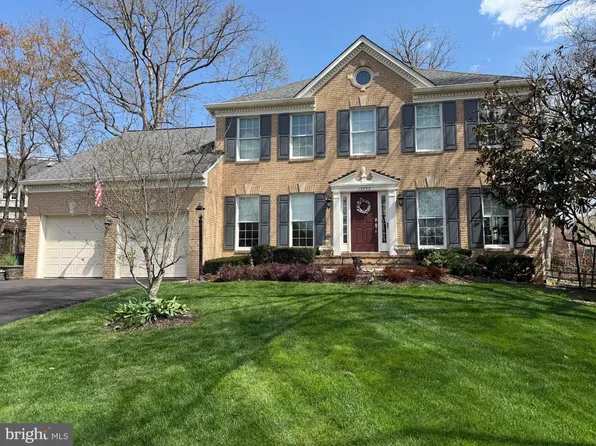 13772 Laurel Rock Dr, Clifton, VA 20124