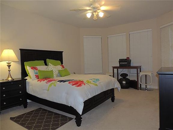 2nd image of 6869 Shoreway Dr