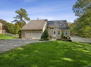 413 Hewlett Avenue, Patchogue, NY 11772