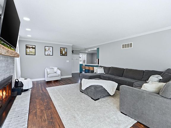 5th image of 4002 Winterfield Run