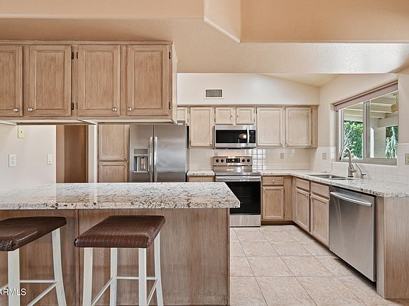 5th image of 16417 E BAINBRIDGE Avenue