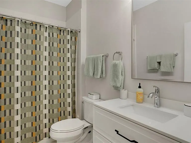 1674 Lakemont Ave #102 — Photo 17
