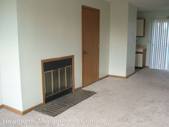 3rd image of 4000 Hyde Park Ave #4000