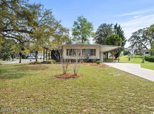 8099 Country Club Dr, Brooksville, FL 34613
