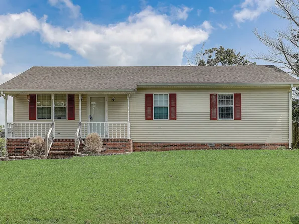 178 Cumberland Cove Dr, Carthage, TN 37030