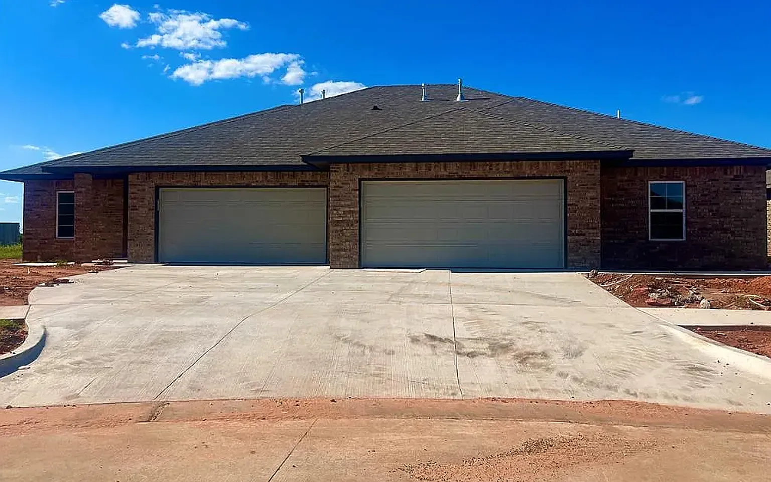 3 bed, 1300 sqft, $1,500 — Photo 2