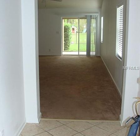 3rd image of 122 Littleton Cir