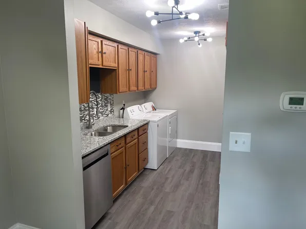 2510 Ivy Hill Cir Unit B, Cortland, OH 44410