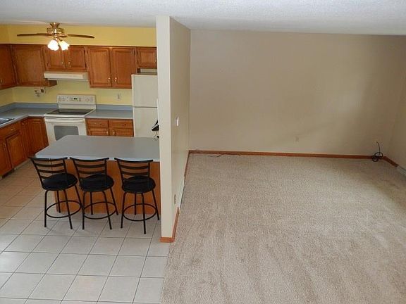 5th image of 2920 Marcella Dr