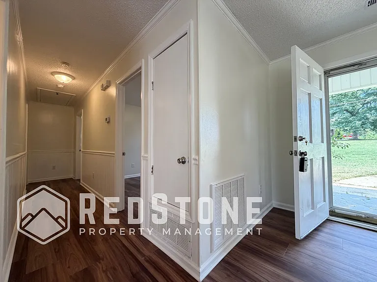 3138 Whitesell Dr #C — Photo 19