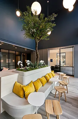 Rented by Greystar | media 27