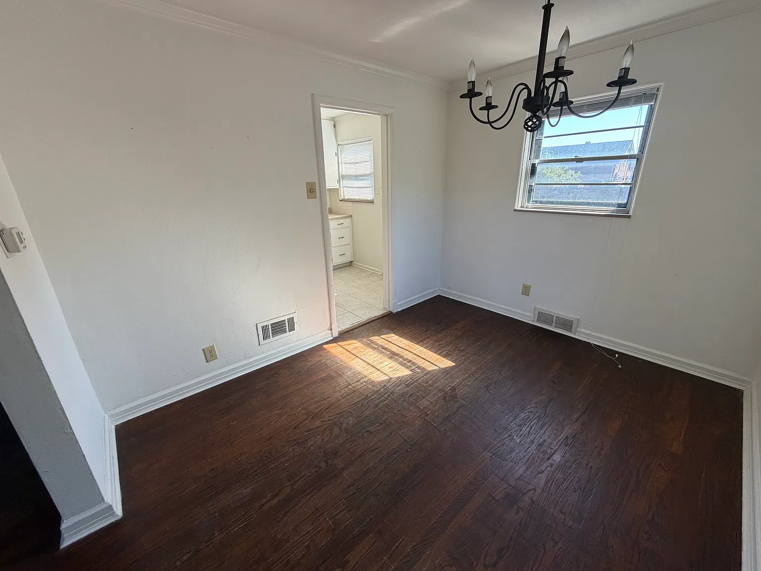 2 bed, 1290 sqft, $1,400 — Photo 4