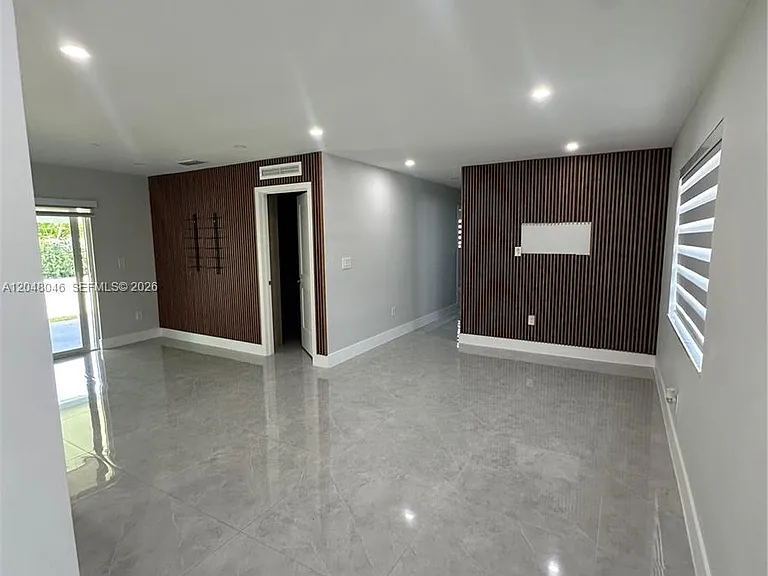 10790 SW 66th Dr — Photo 3