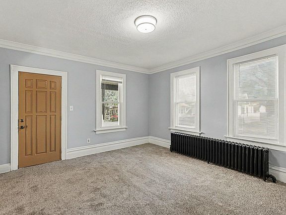 3rd image of 970 Conway St