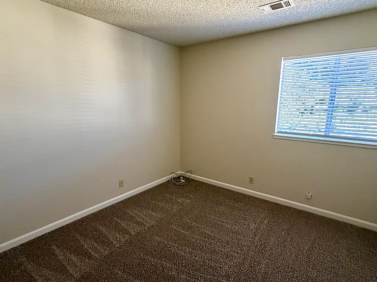 3817 Nolan Ter — Photo 10