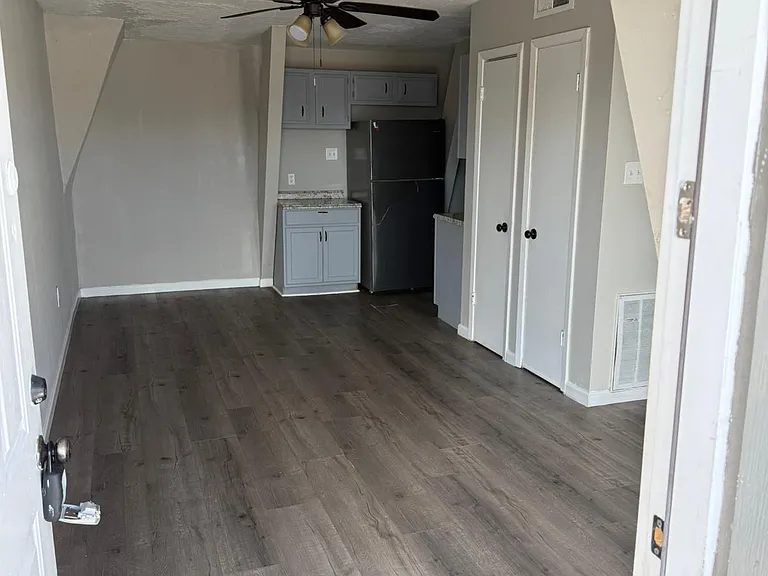 3350 McFaddin St #23 — Photo 3