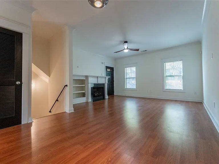 1213 Watson Trl SE — Photo 4