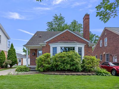 22905 Arlington St, Dearborn, MI, 48128