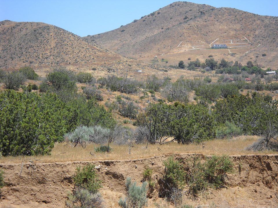2nd image of Corner Ward Road Escondido Canyon Rd