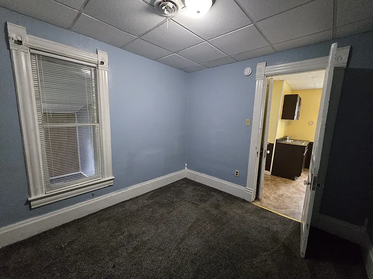 232 Center St — Photo 25