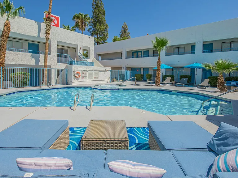 The Molino Apartments — Photo 9