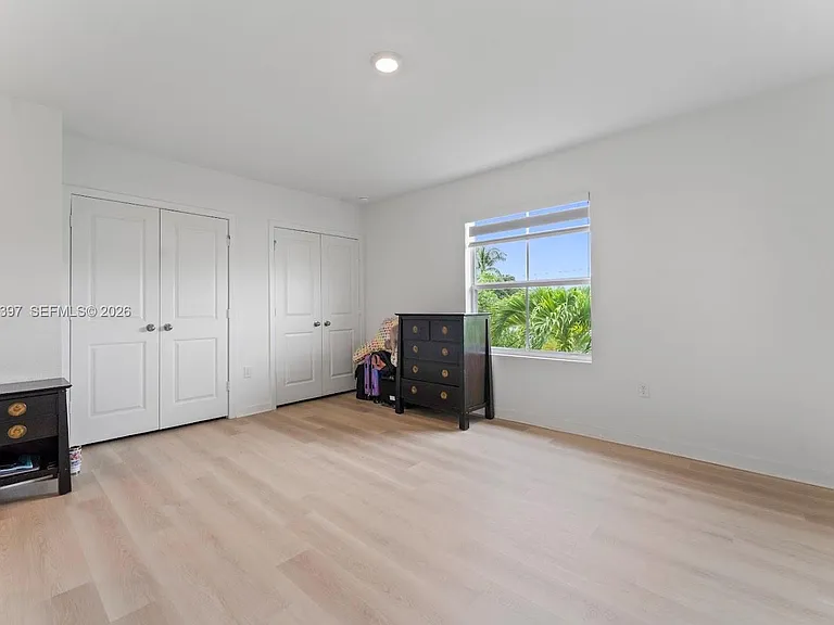 336 NW 8th Ct — Photo 23