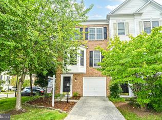 13713 Maple Sugar Ln, Herndon, VA 20171