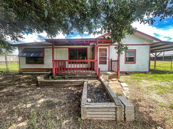 4602 Milburn Rd, Cresson, TX 76035