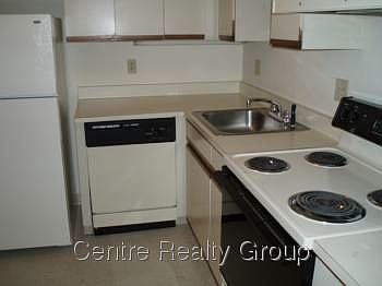 2nd image of 55 Farwell St APT 15