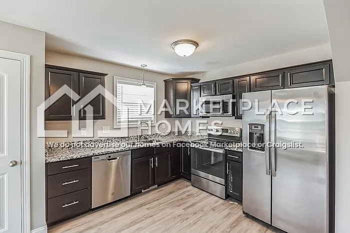534 Somerset Ln — Photo 10